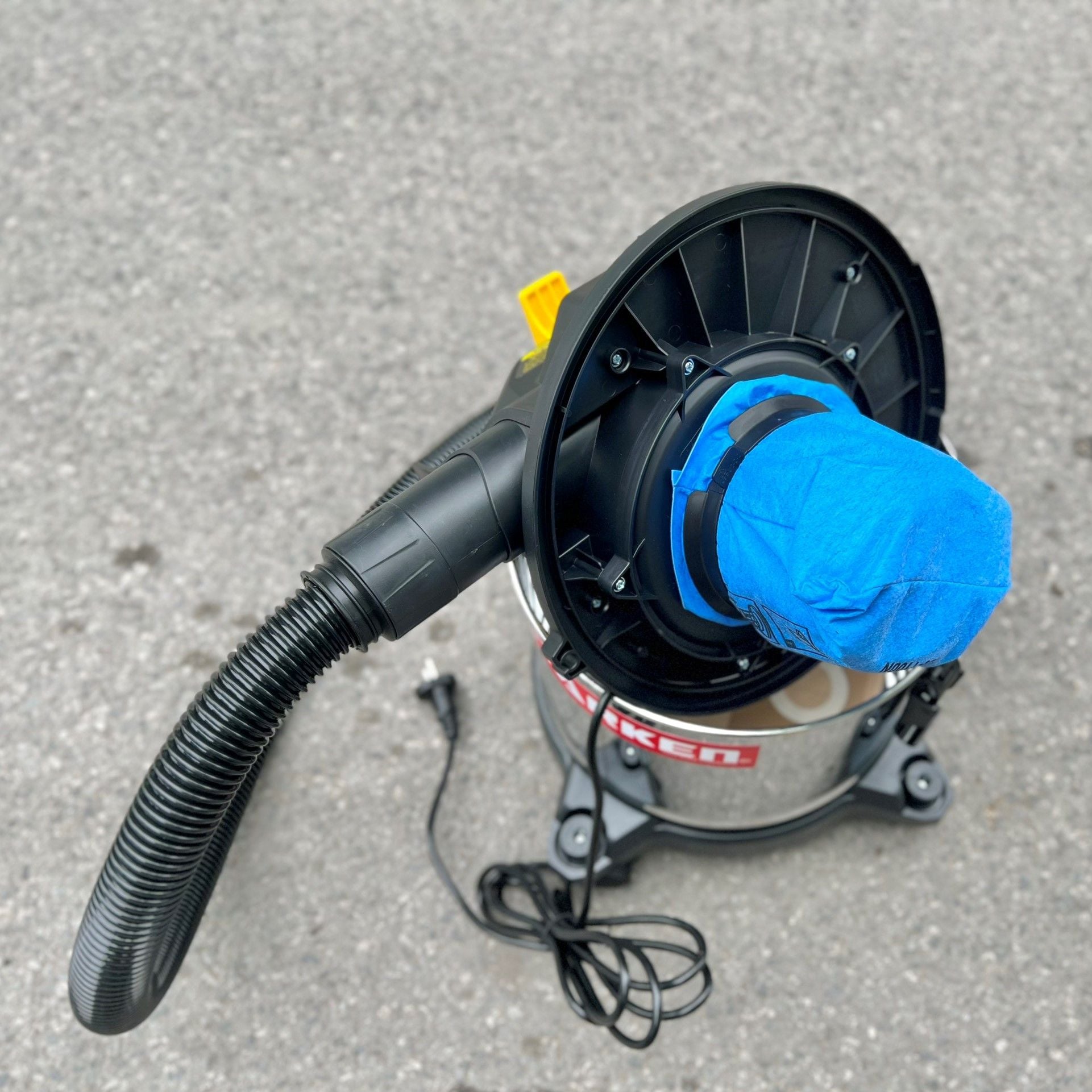 Máy hút bụi gia dụng stanley SL19301- 4B