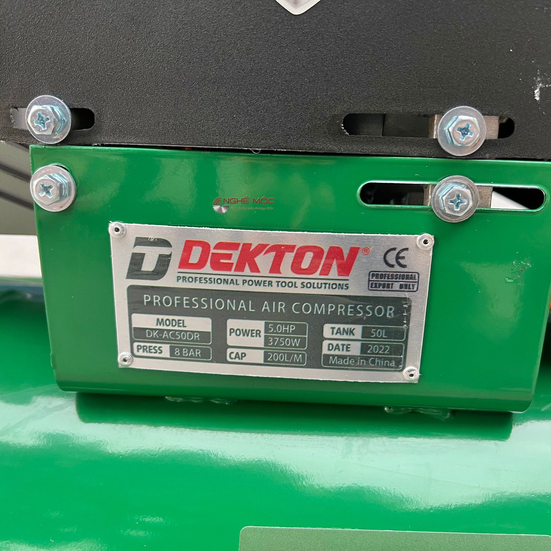 Máy nén khí Dekton DK-AC50DR 5.0HP 50L