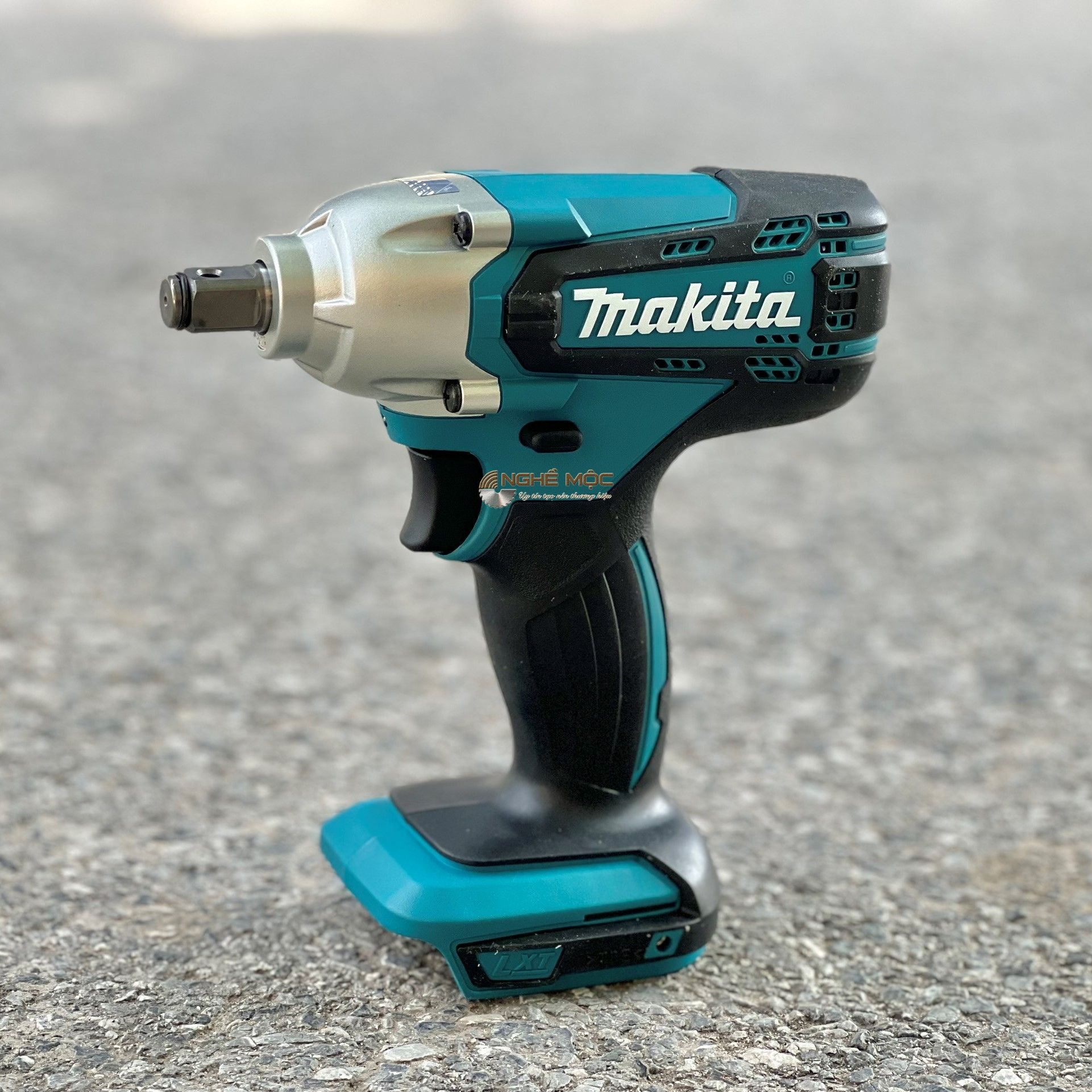 Máy siết bu lông dùng pin Makita DTW190ZX 18V – mochaiphat