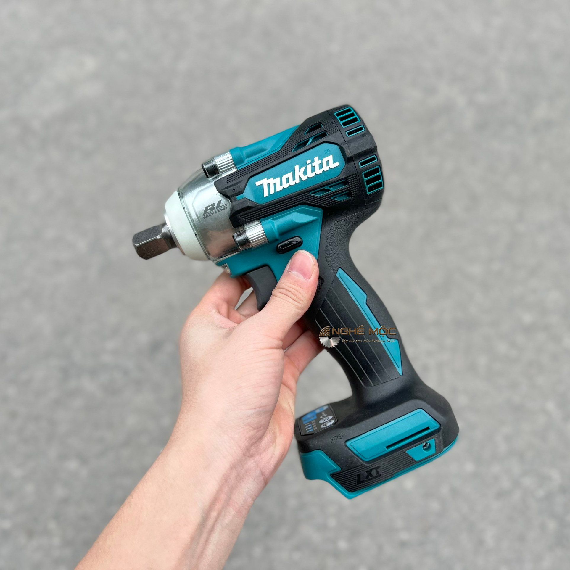 Máy siết bulong dùng pin Makita XWT15Z hàng Mỹ – mochaiphat