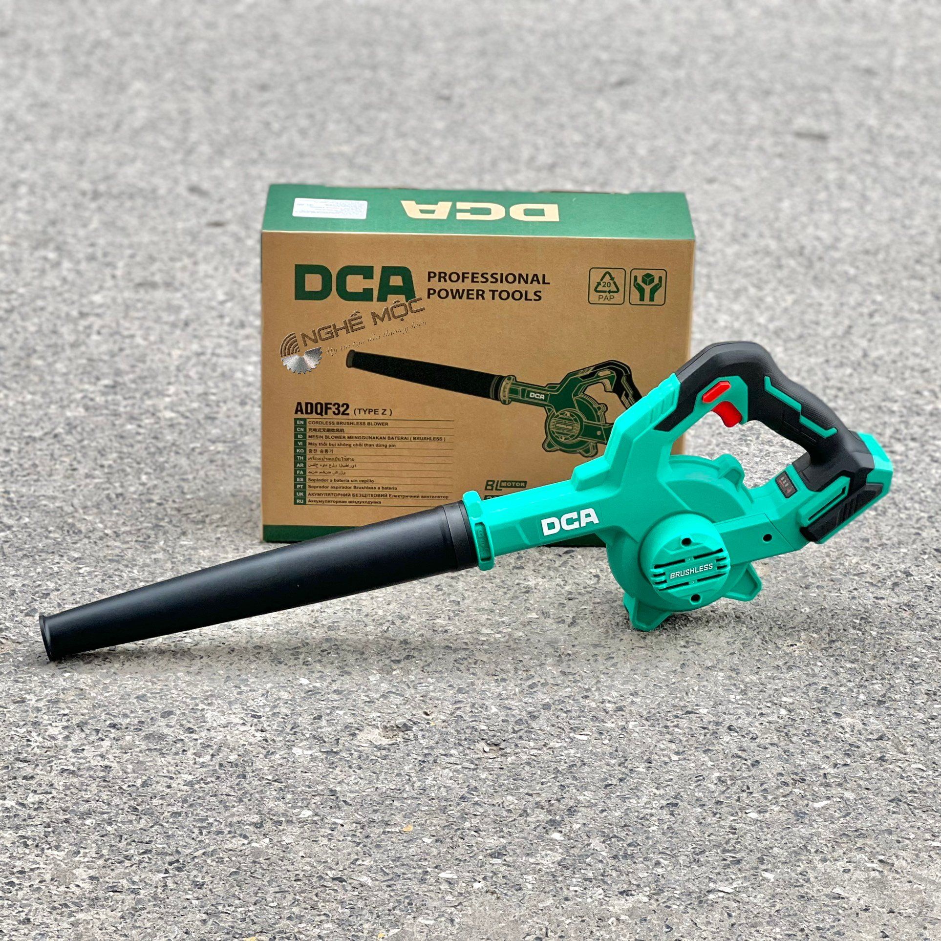 Máy thổi bụi dùng pin 20V DCA ADQF32Z