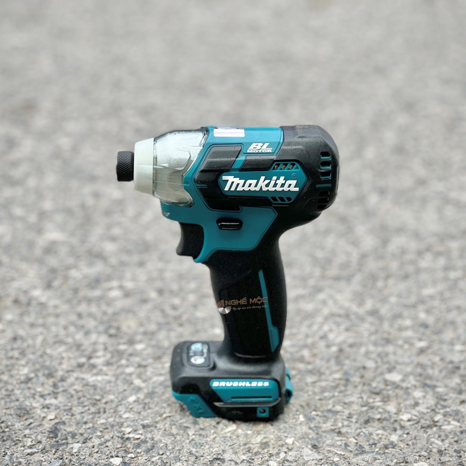 Máy vặn vít pin Makita TD111DZ mochaiphat