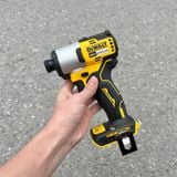 Máy vặn vít dùng pin 20V DeWalt DCF840