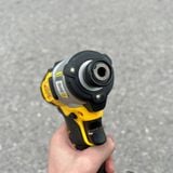 Máy vặn vít dùng pin 20V DeWalt DCF840