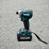 Máy vặn vít pin 40v Makita TD001GZ