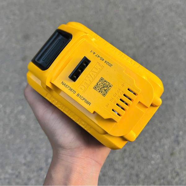 Pin powerstack 8Ah 20v Dewalt DCB2108 new 2024