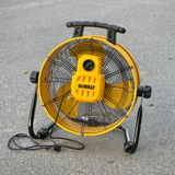 Quạt sàn công nghiệp 100W Dewalt DXF1832