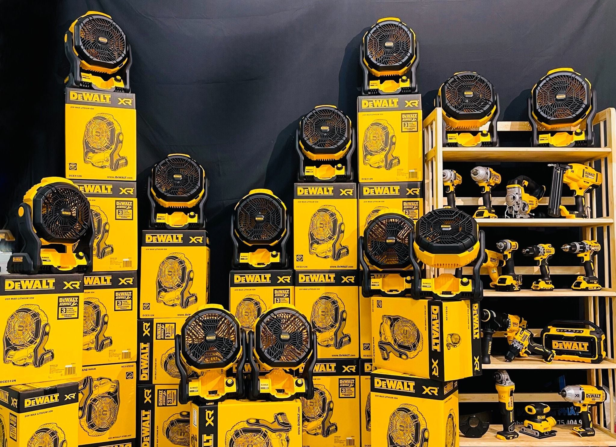 Quạt dùng pin Dewalt DCE512 18v XR