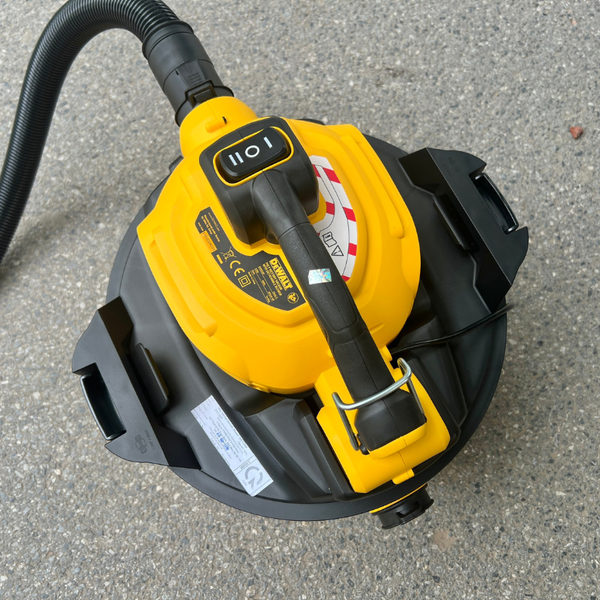 Máy hút bụi 4 chức năng chuyển đổi thành máy thổi cầm tay Dewalt DXV234P