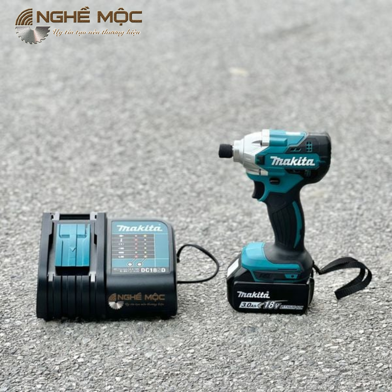 Máy vặn vít 18v Makita DTD156Z