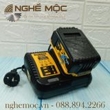 sạc pin dewalt