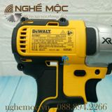 Thông tin của máy được in ở đầu máy dewalt dcf887
