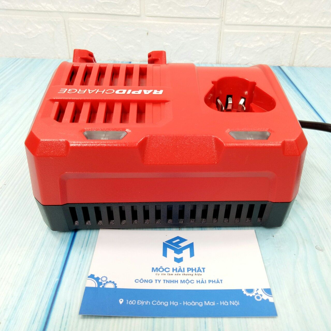 Sạc nhanh Milwaukee