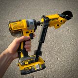 Đầu kéo cắt tôn dewalt