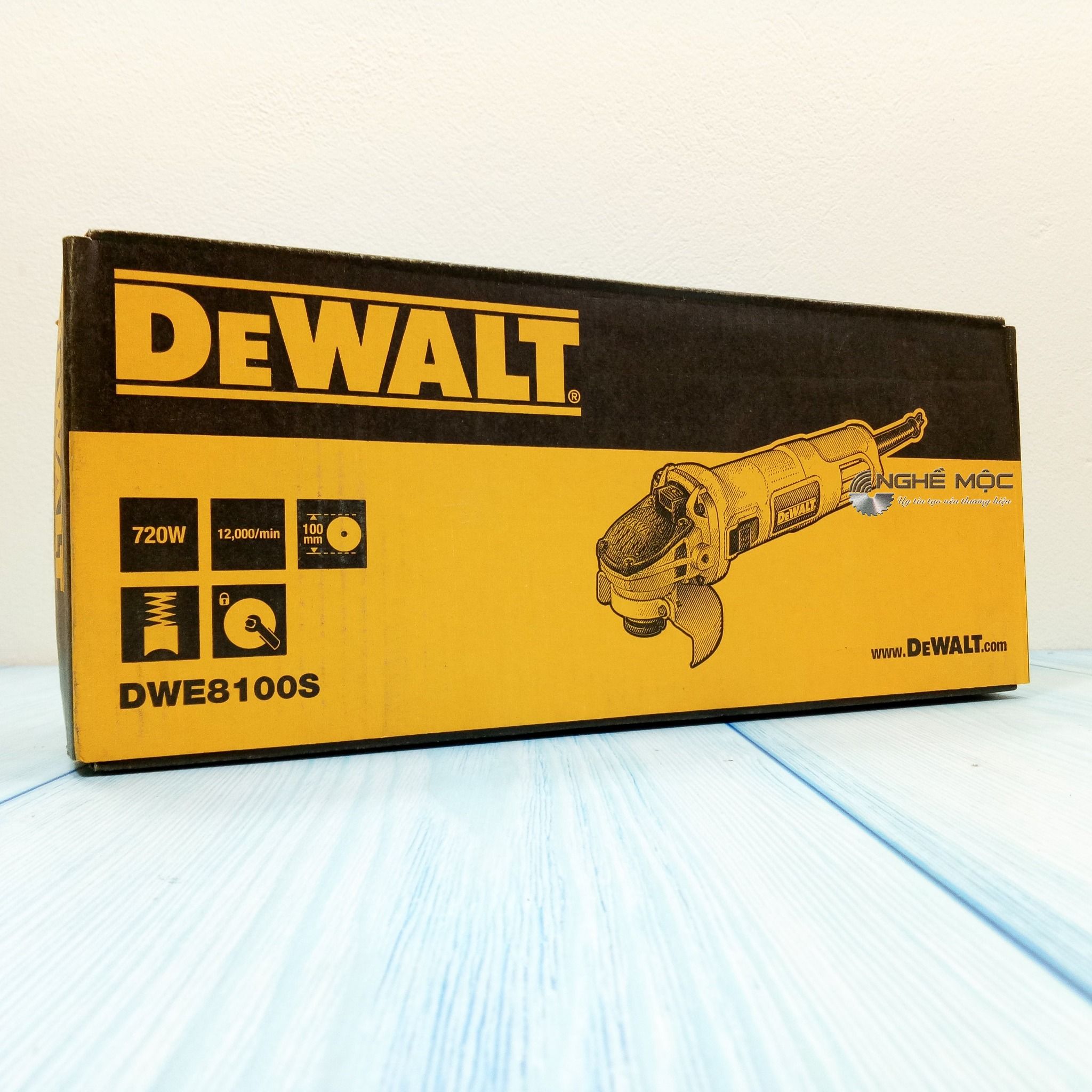 Máy mài góc Dewalt DWE8100S