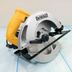 Máy cưa đĩa Dewalt DWE561