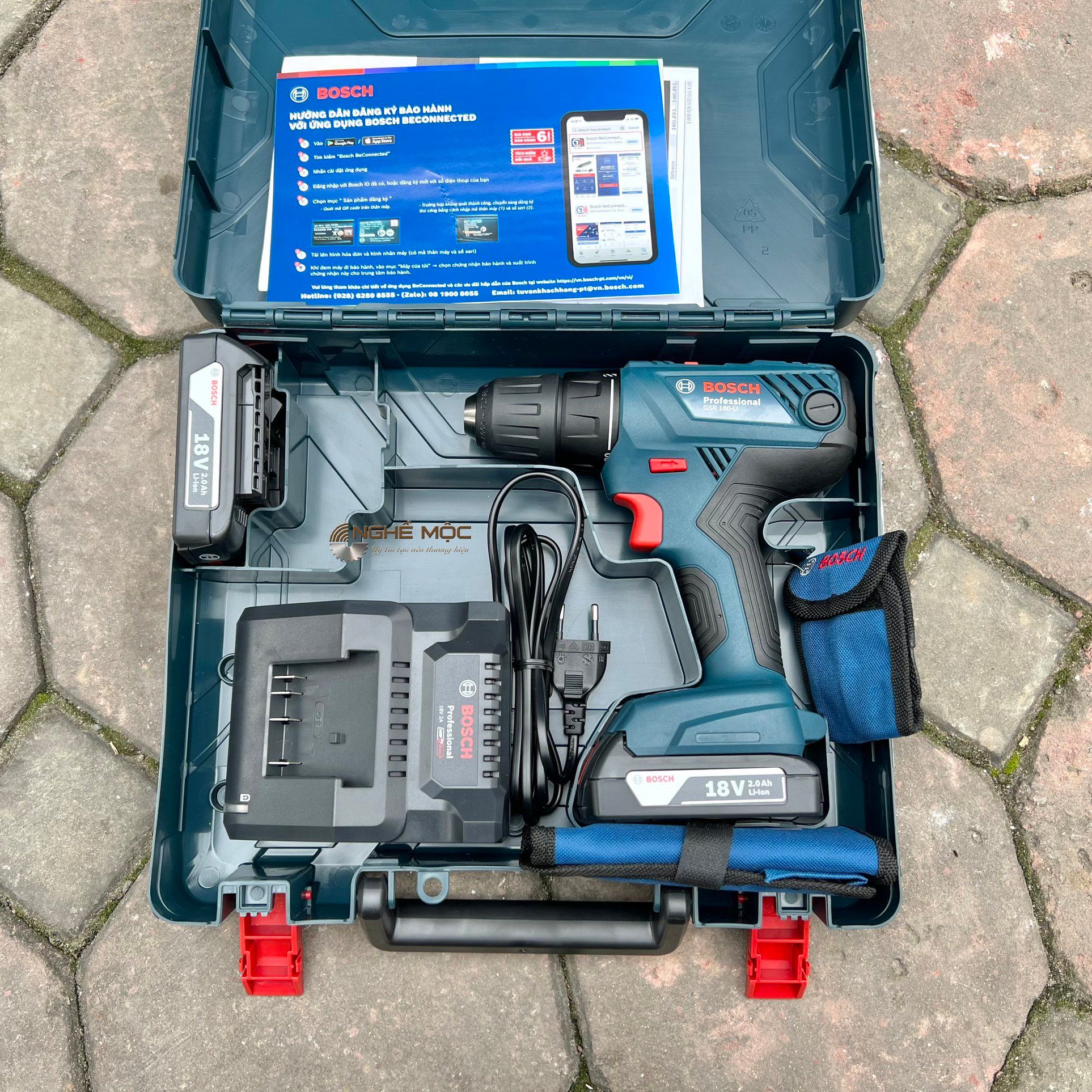 Máy khoan vặn vít pin Bosch GSR 180-LI