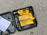 Máy khoan Dewalt DWD024-B1