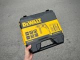 Máy khoan Dewalt DWD024-B1