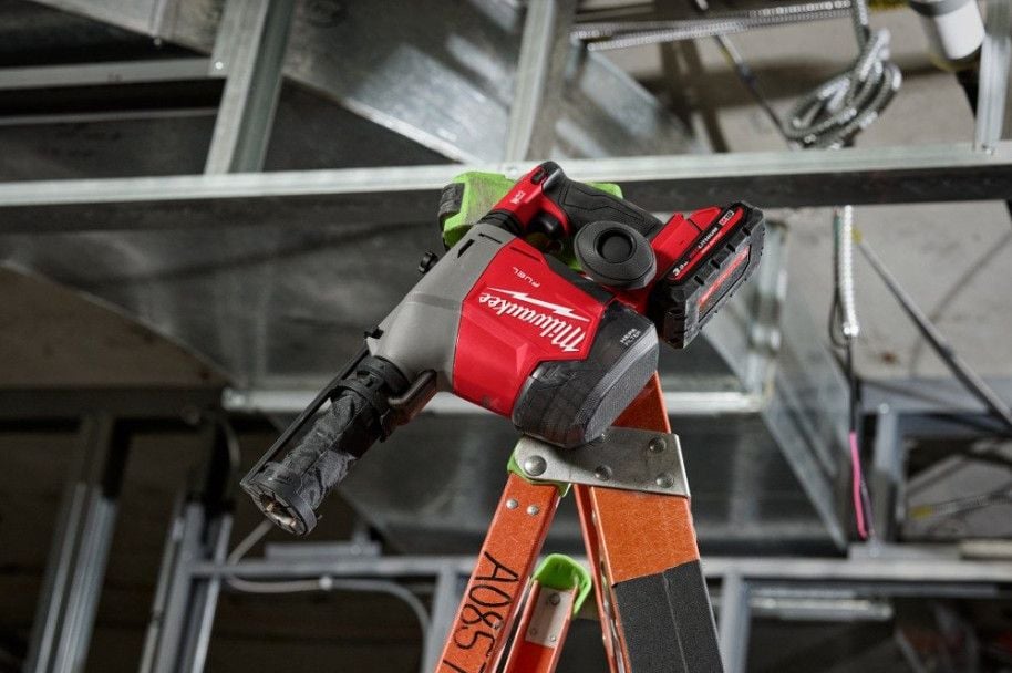 Máy khoan bê tông trần kèm hút bụi dùng pin Milwaukee M18 FHAFOH16