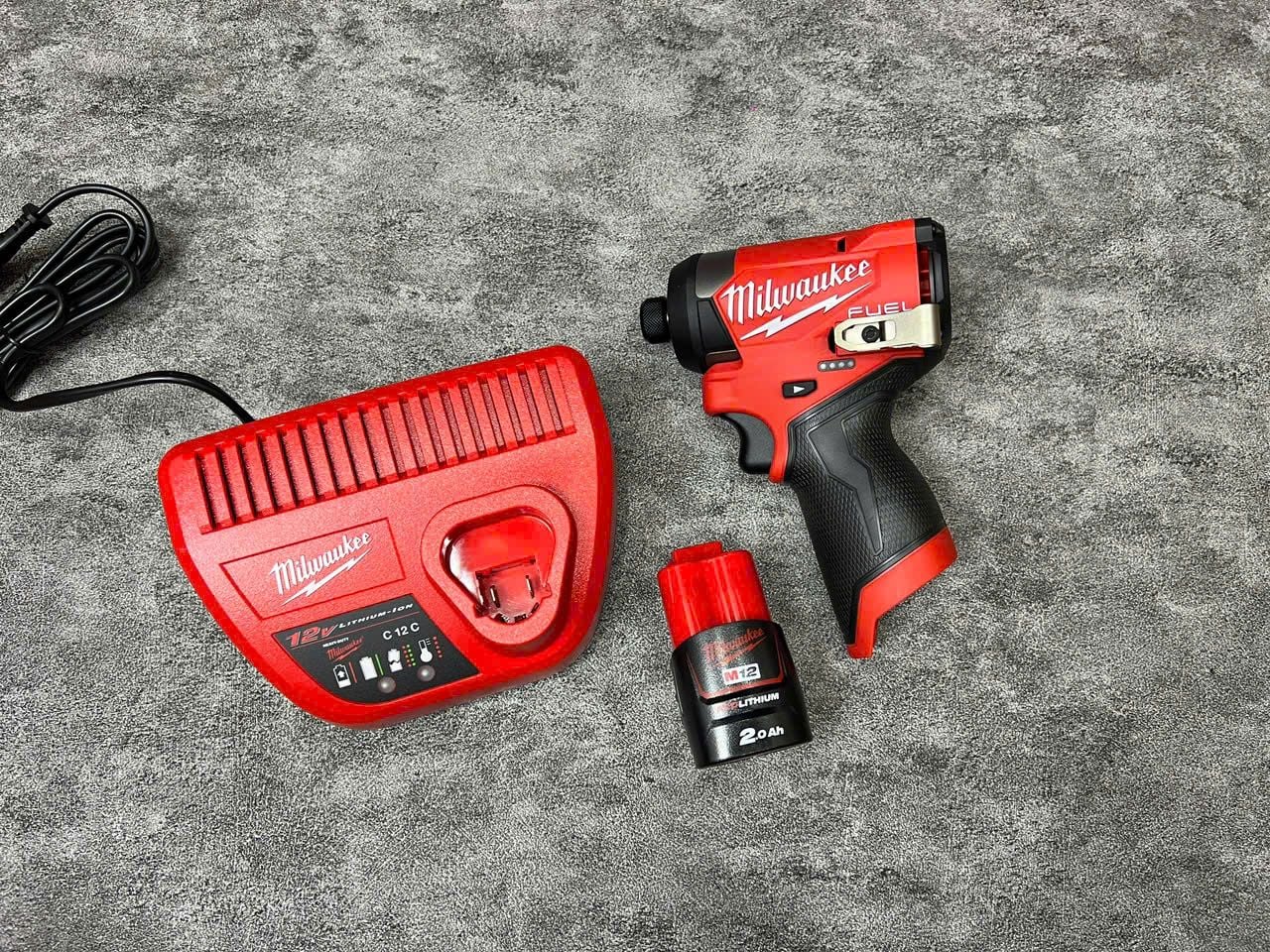 Máy vặn vít MILWAUKEE M12 FID2-OX Gen 3 3453