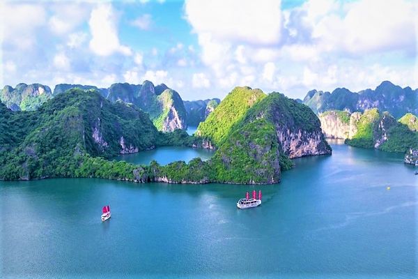 12 DAYS LUXURY TOUR OF VIETNAM – HANOI PREMIUM TRAVEL