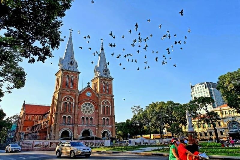 7 DAYS CLASSIC VIETNAM TOUR FROM HANOI TO HO CHI MINH/ 2024-2025