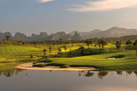 6 DAY HANOI GOLF TOUR - HALONG BAY OVERNIGHT CRUISE/ 2025-2026