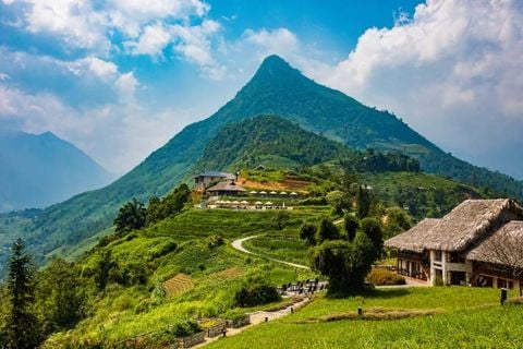 8 DAYS BEST OF VIETNAM: HANOI, SAPA, HALONG BAY TOUR