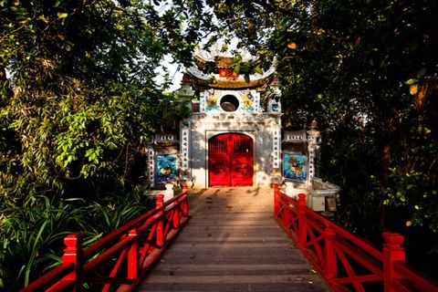 6 Day 5 Night Hanoi, Sapa & Halong Bay with Overnight Cruise