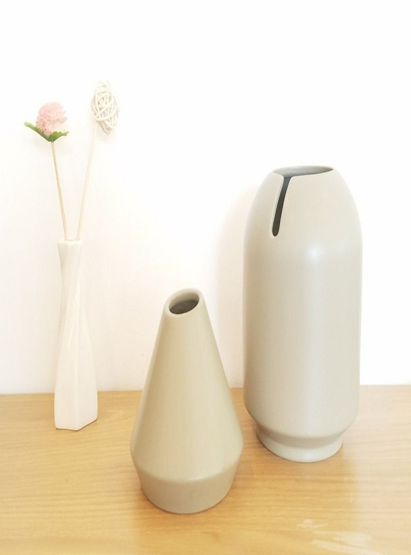  Handmade Ceramic Vase - Grey with  Small Neck 