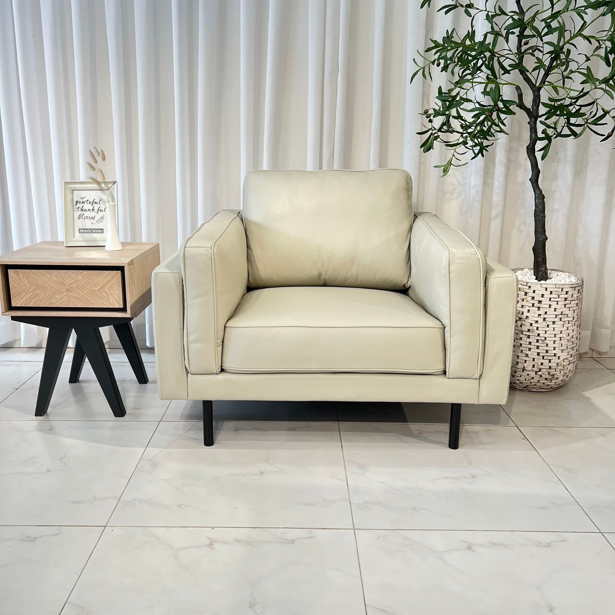  SOFA DA BÒ Ý -  CHARMINGTON PLATINUM 1 CHỖ 