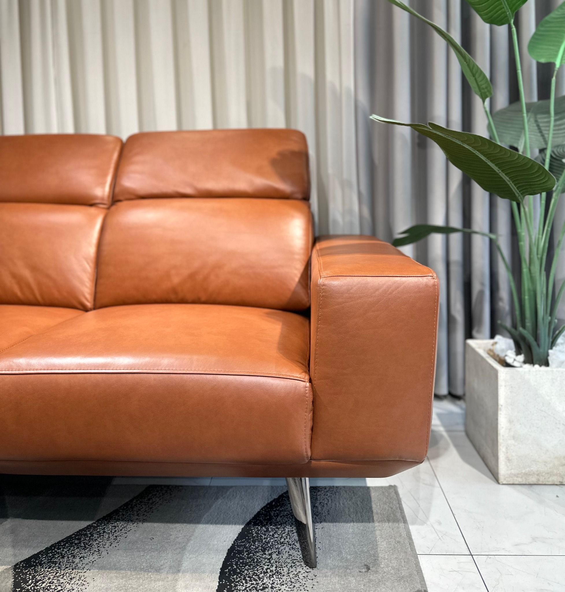  SOFA DA BÒ Ý - KINGTON COGNAC 3 CHỖ 