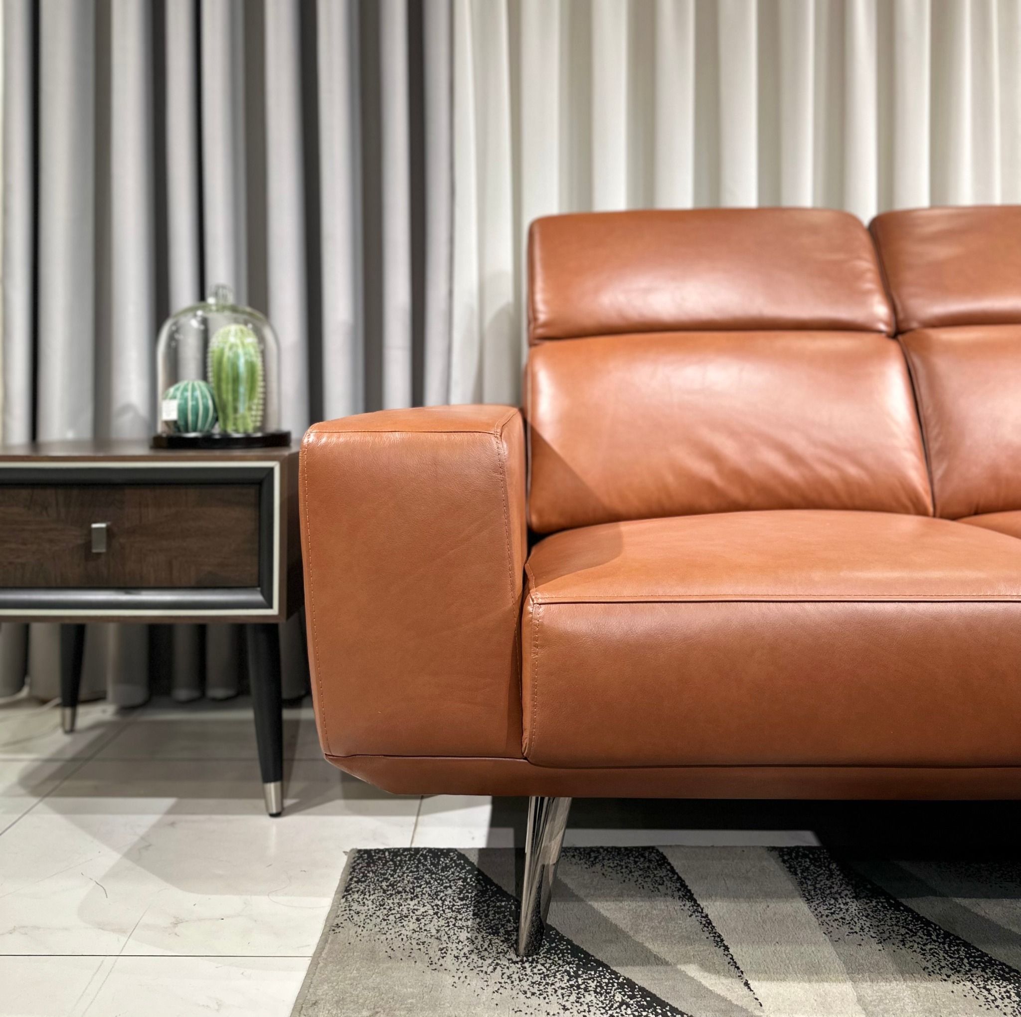  SOFA DA BÒ Ý - KINGTON COGNAC 3 CHỖ 