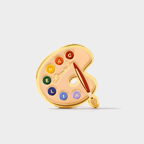 Palette Camelia Pin