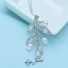 Dây chuyền nữ KYA JEWEL Leaf Pearl