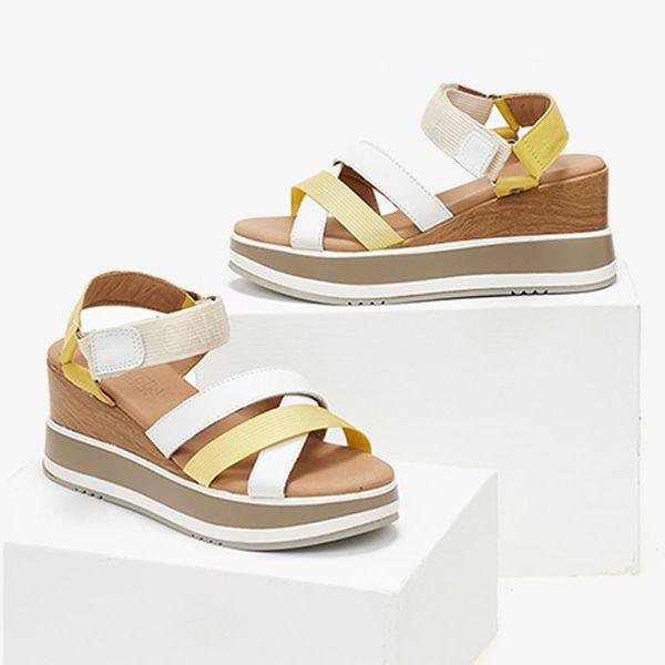 [Trưng bày] Giày Đế Xuồng Nữ CARMELA Yellow Leather Ladies Sandals