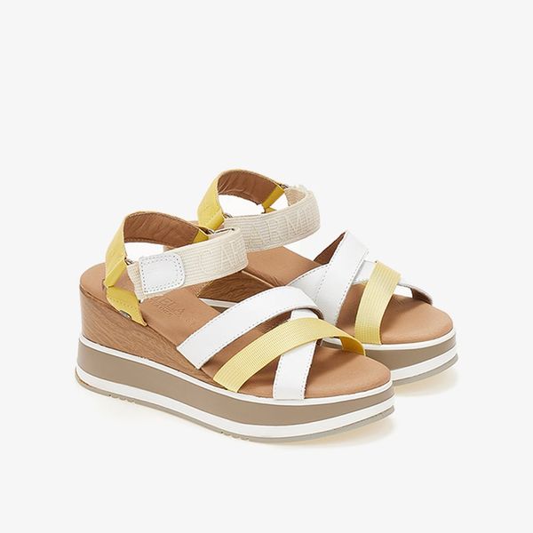 [Trưng bày] Giày Đế Xuồng Nữ CARMELA Yellow Leather Ladies Sandals