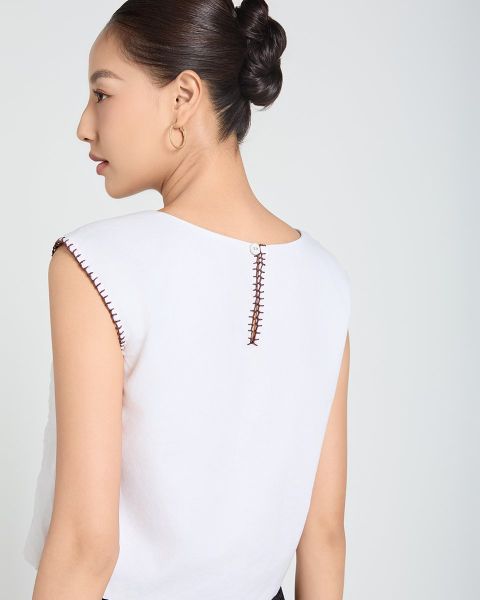 Áo Kiểu Nữ F2 Linen Trắng A Touch Of Effortless Elegance