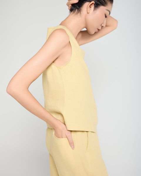 Áo Kiểu Nữ F2 Linen Vàng A Touch Of Effortless Elegance