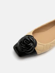 Giày Búp Bê Nữ Pazzion Floret Patent Toe Cap Quilted Flats