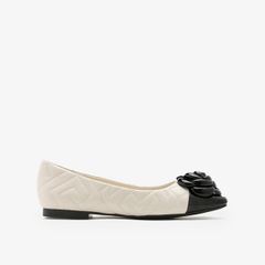 Giày Búp Bê Nữ Pazzion Floret Patent Toe Cap Quilted Flats