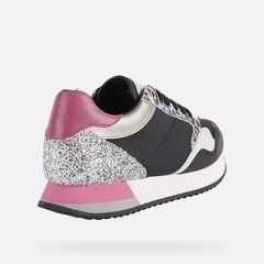 Giày Sneakers Nữ Doralea