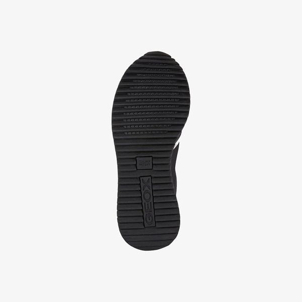Giày Sneakers Nữ Doralea