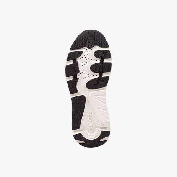 Giày Sneakers Nữ Diamanta