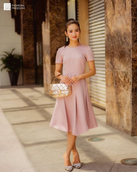 Đầm Nữ F2 Gấm Hồng Nhạt Fall Muse