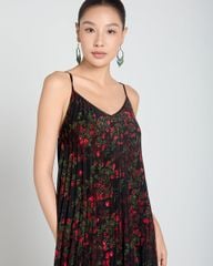 Đầm Nữ F2 Lụa Nữ Hoa Đỏ A Touch Of Effortless Elegance