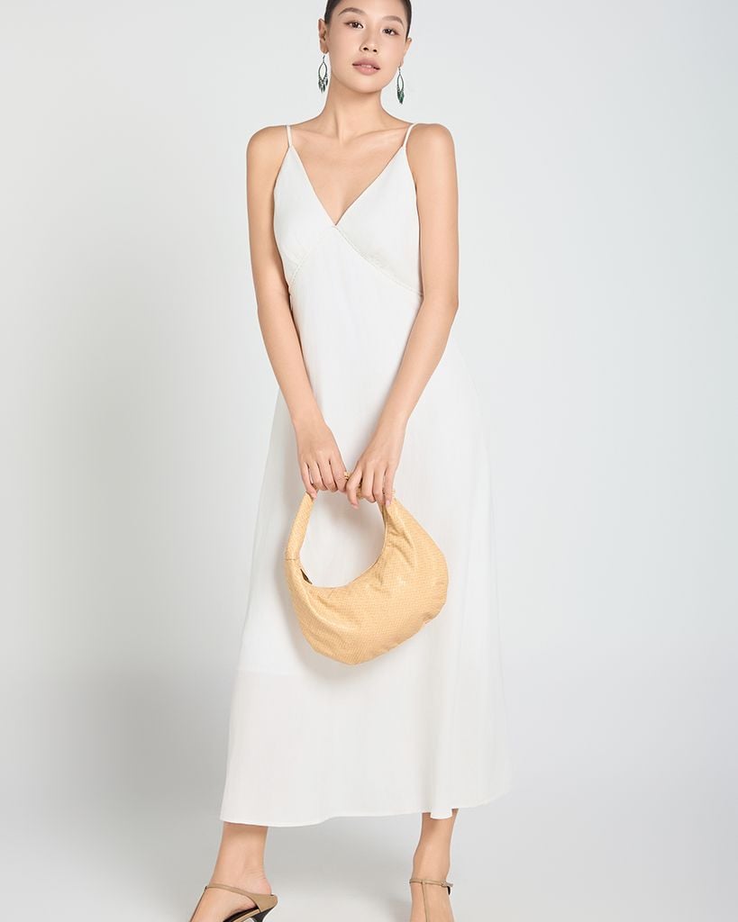 Đầm Nữ F2 Linen Trắng A Touch Of Effortless Elegance