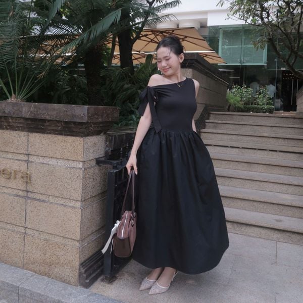 Đầm Nữ DOTTIE Midi Lệch Vai Phối Vải Poplin - D0679
