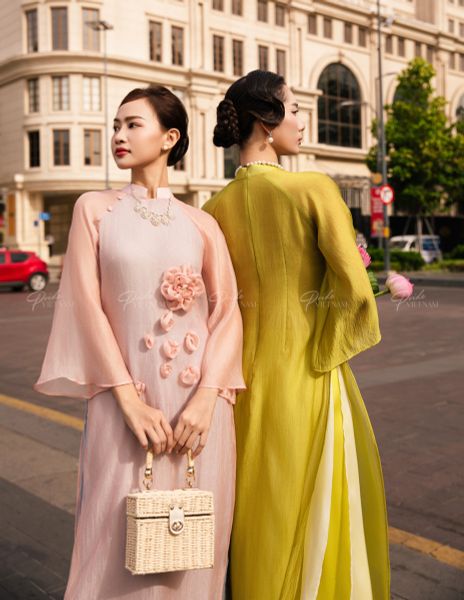 Áo Dài Voan Nữ F2 Hồng Pride Việt Nam - Không Kèm Quần